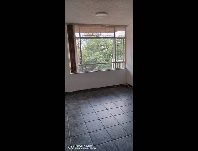 1 bed property to rent in CONSTANTIA PARK
